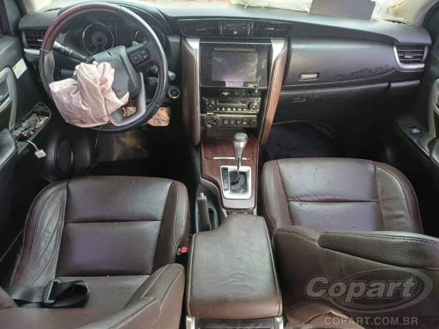 2017 TOYOTA HILUX SW4 