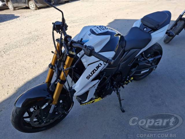 2024 SUZUKI GSX-S 