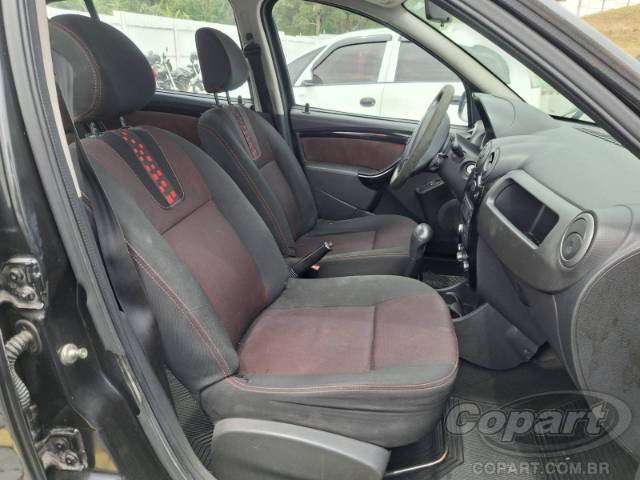 2013 RENAULT SANDERO 