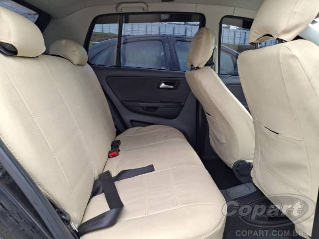 2013 VOLKSWAGEN FOX 