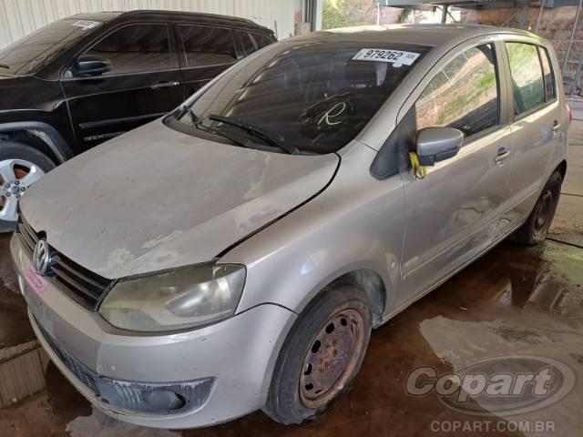 2013 VOLKSWAGEN FOX 