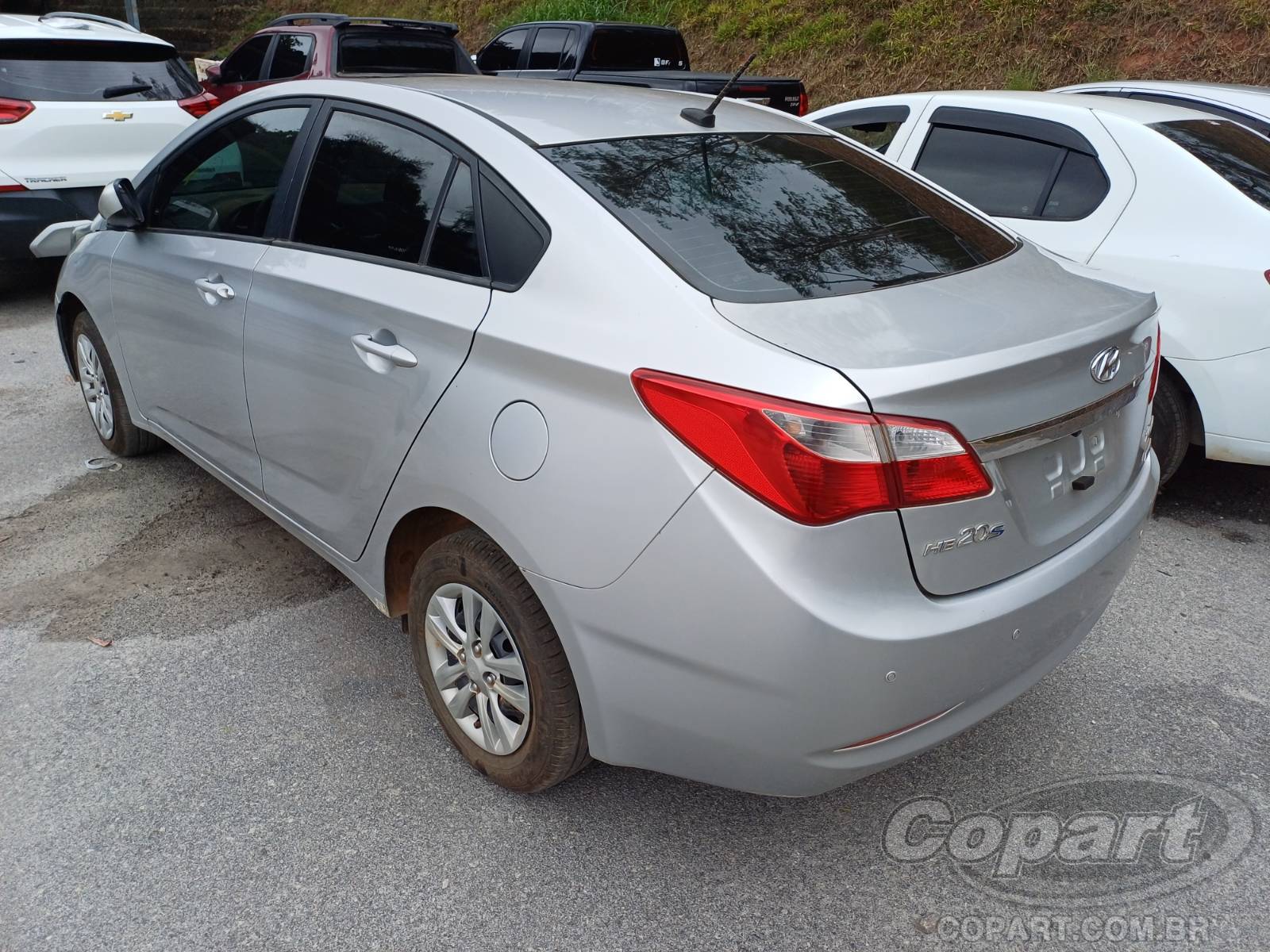 Foto 3: 2015 HYUNDAI HB20S