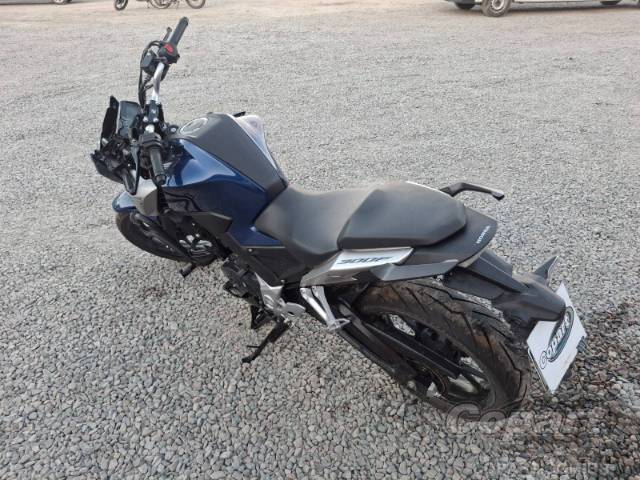 2026 HONDA CB 300F 