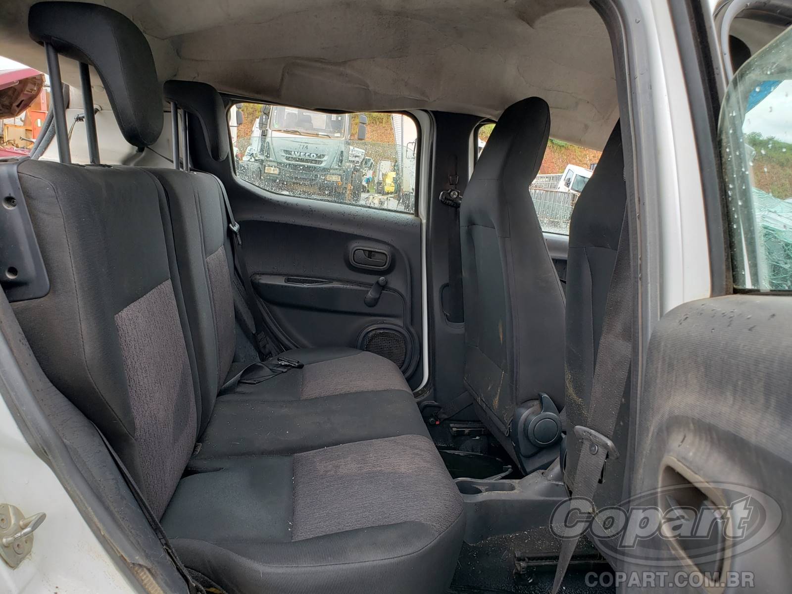 Foto 6 de 10: 2017 FIAT MOBI