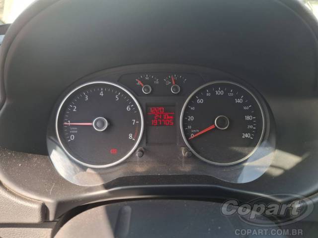 2016 VOLKSWAGEN VOYAGE 