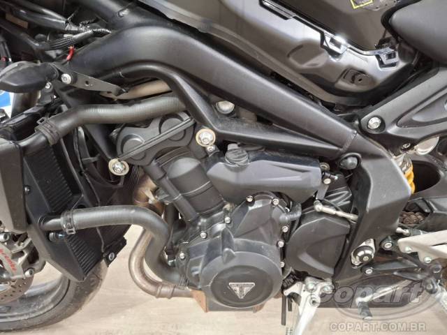 2025 TRIUMPH STREET TRIPLE 