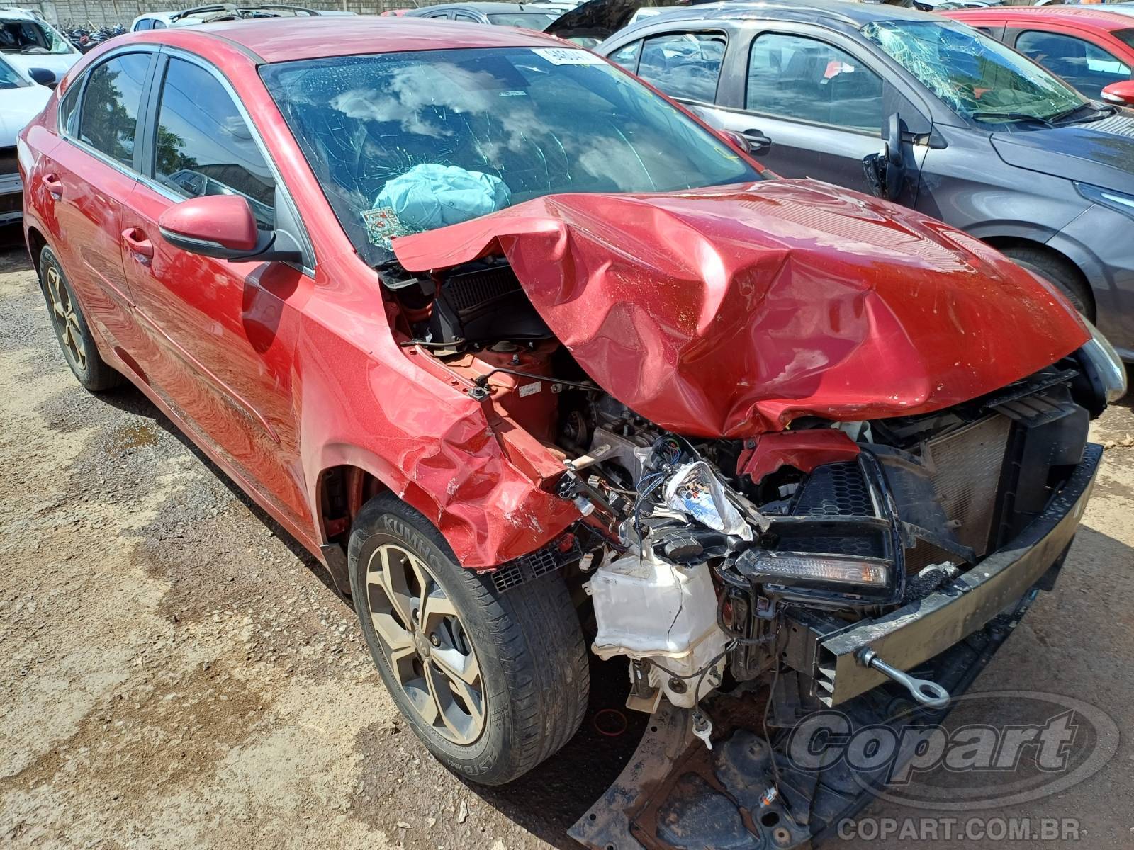 Veículo Kia Motors Cerato Kia Cerato SX 2.0 16V 2020 Médio Dano Frontal 2020 em leilão