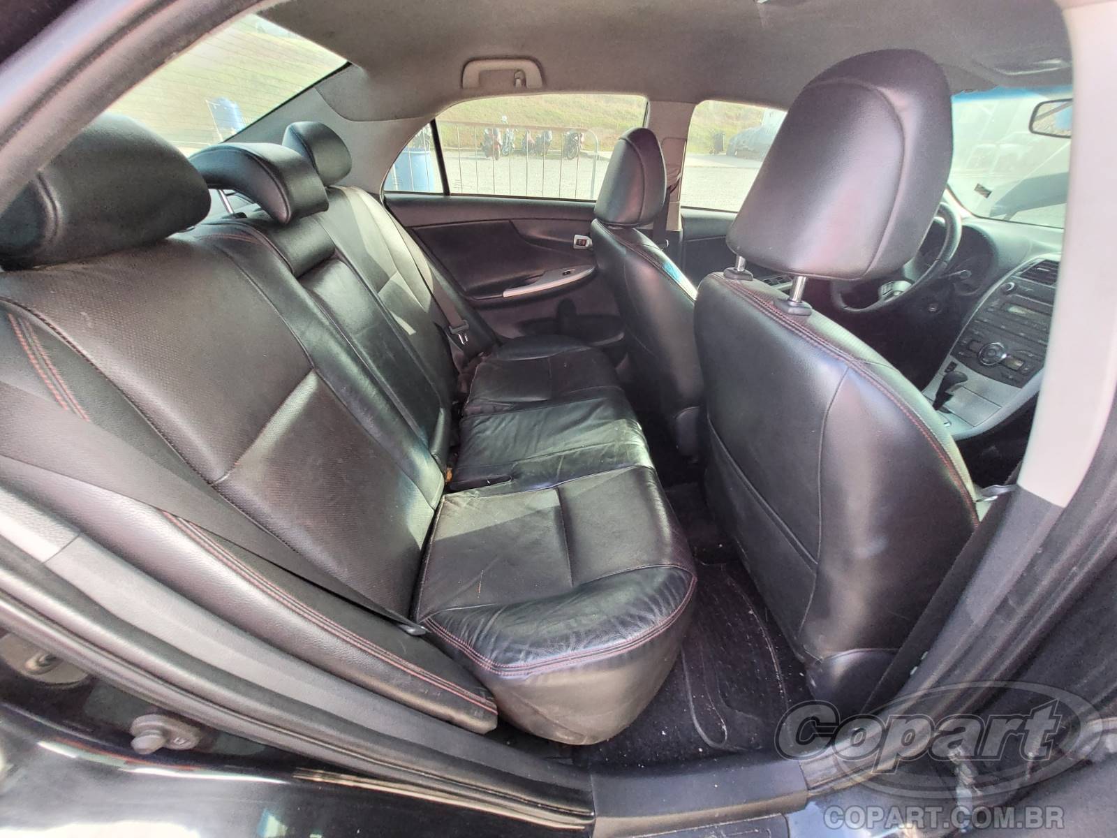 Foto 6 de 10: 2013 TOYOTA COROLLA