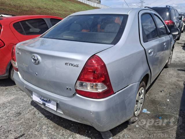 2013 TOYOTA ETIOS SEDA 