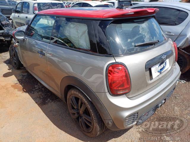 2020 MINI COOPER 