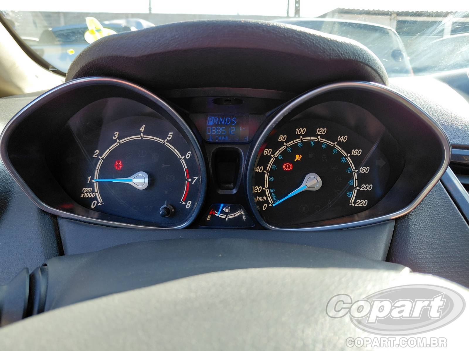 Foto 8 de 11: 2014 FORD FIESTA SEDAN