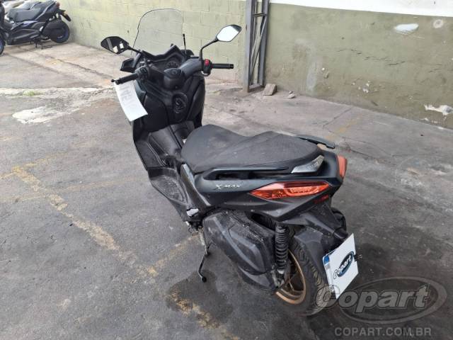 2024 YAMAHA XMAX 