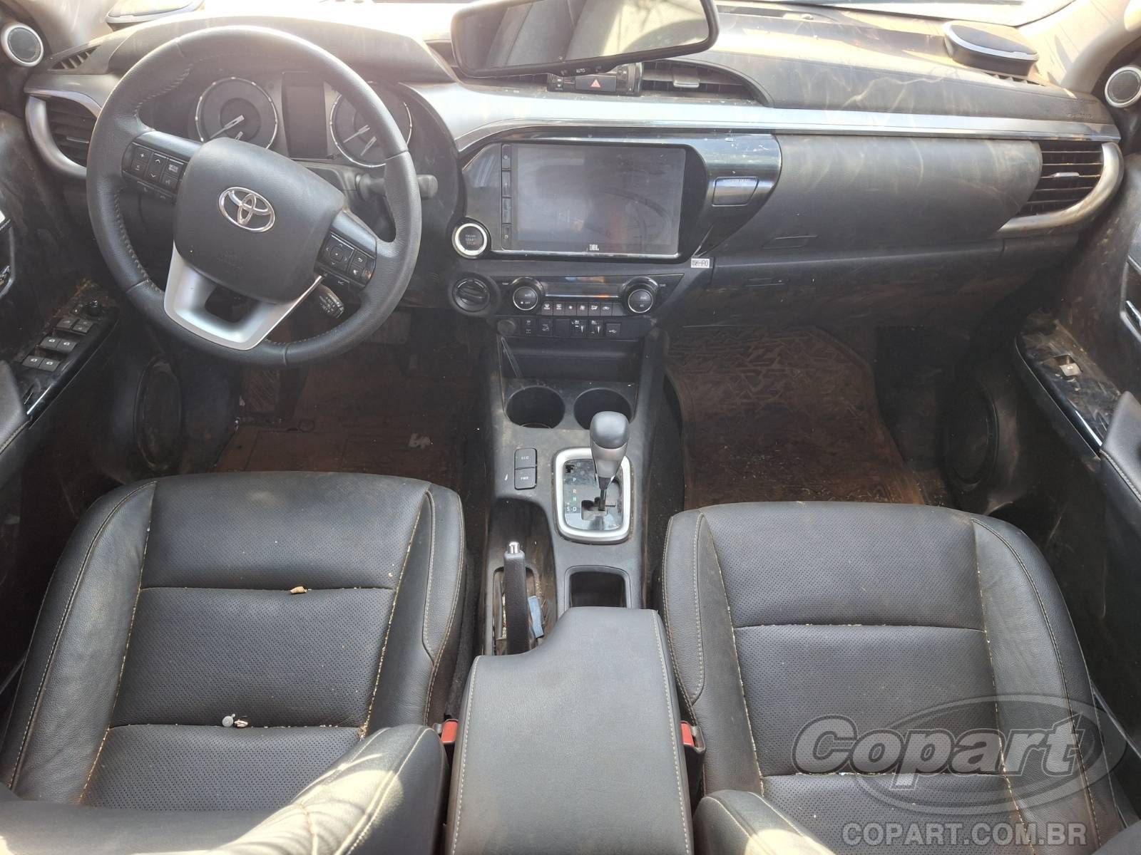 2026 TOYOTA HILUX CD — foto 9 de 10