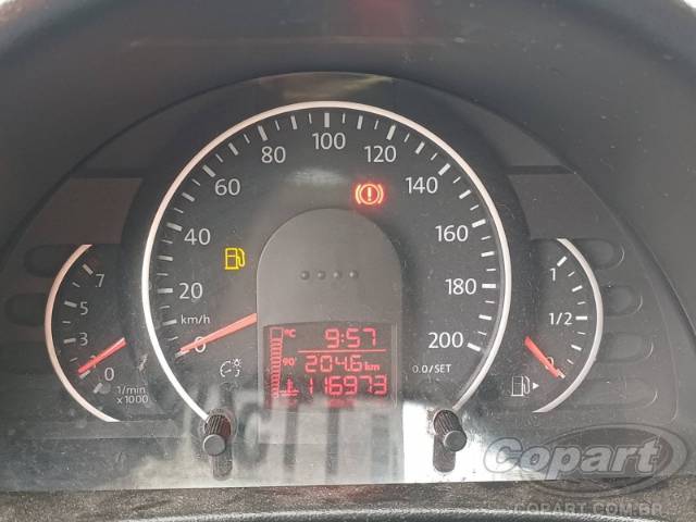 2010 VOLKSWAGEN FOX 