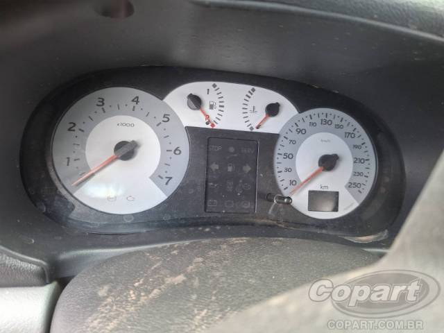2011 RENAULT CLIO 