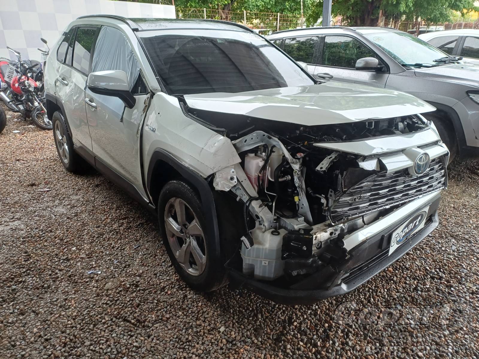 Veículo Toyota RAV4 2020 TOYOTA RAV4 SX Hybrid AWD 2.5 16V VVT-iE 2020 em leilão