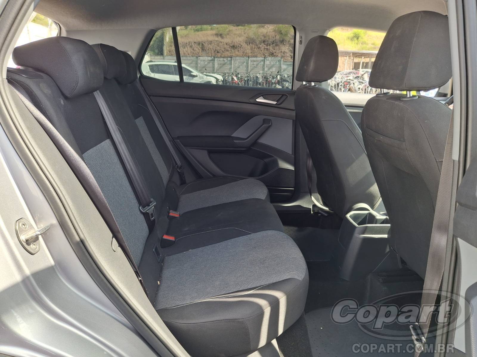 Foto 6 de 11: 2026 VOLKSWAGEN T-CROSS