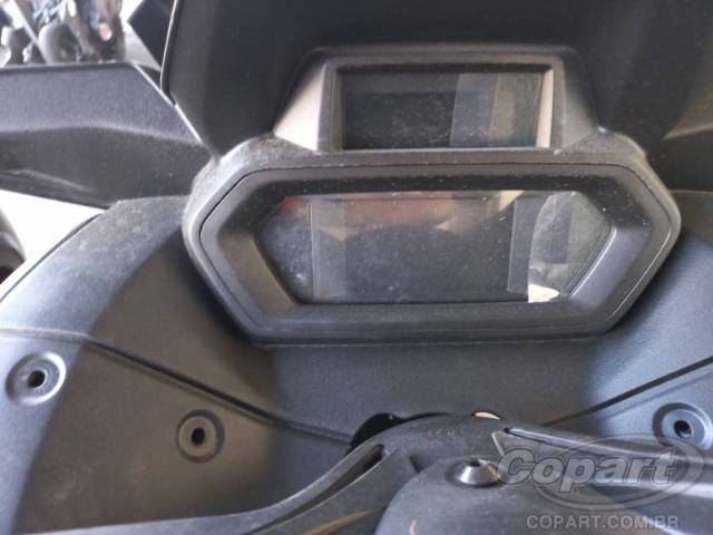 2025 YAMAHA XMAX 
