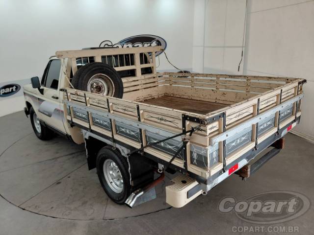1989 CHEVROLET D-20 CS 