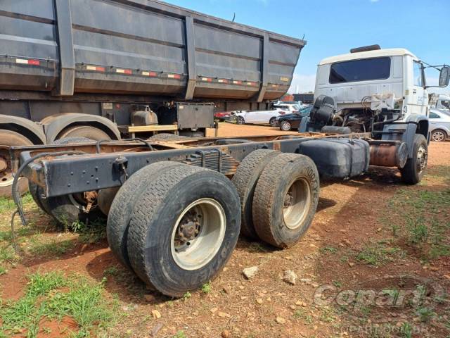 2011 VOLKSWAGEN WORKER 