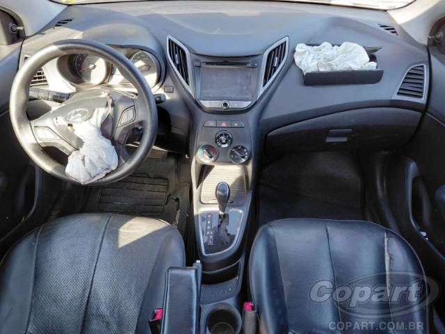 2015 HYUNDAI HB20S 