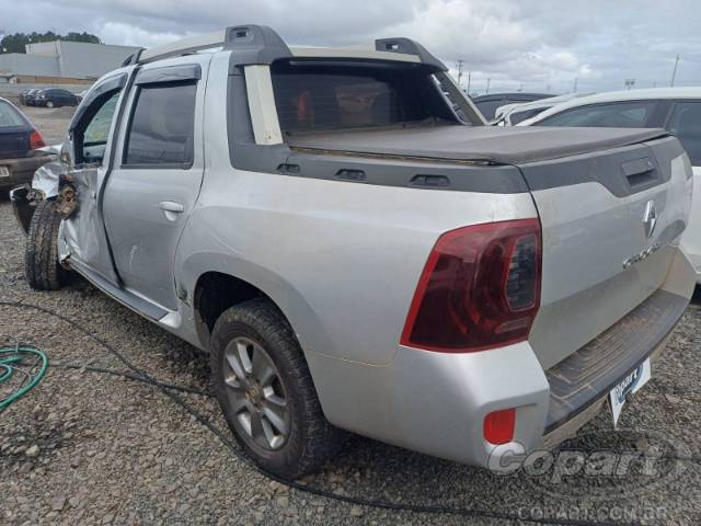 2020 RENAULT DUSTER OROCH 