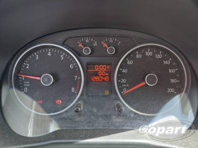 2013 VOLKSWAGEN VOYAGE 