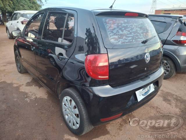 2011 VOLKSWAGEN FOX 