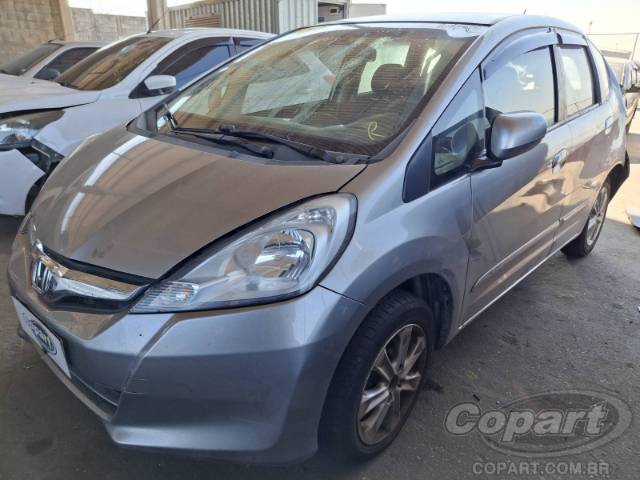 2013 HONDA FIT 