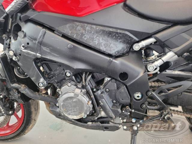 2027 SUZUKI GSX-S 