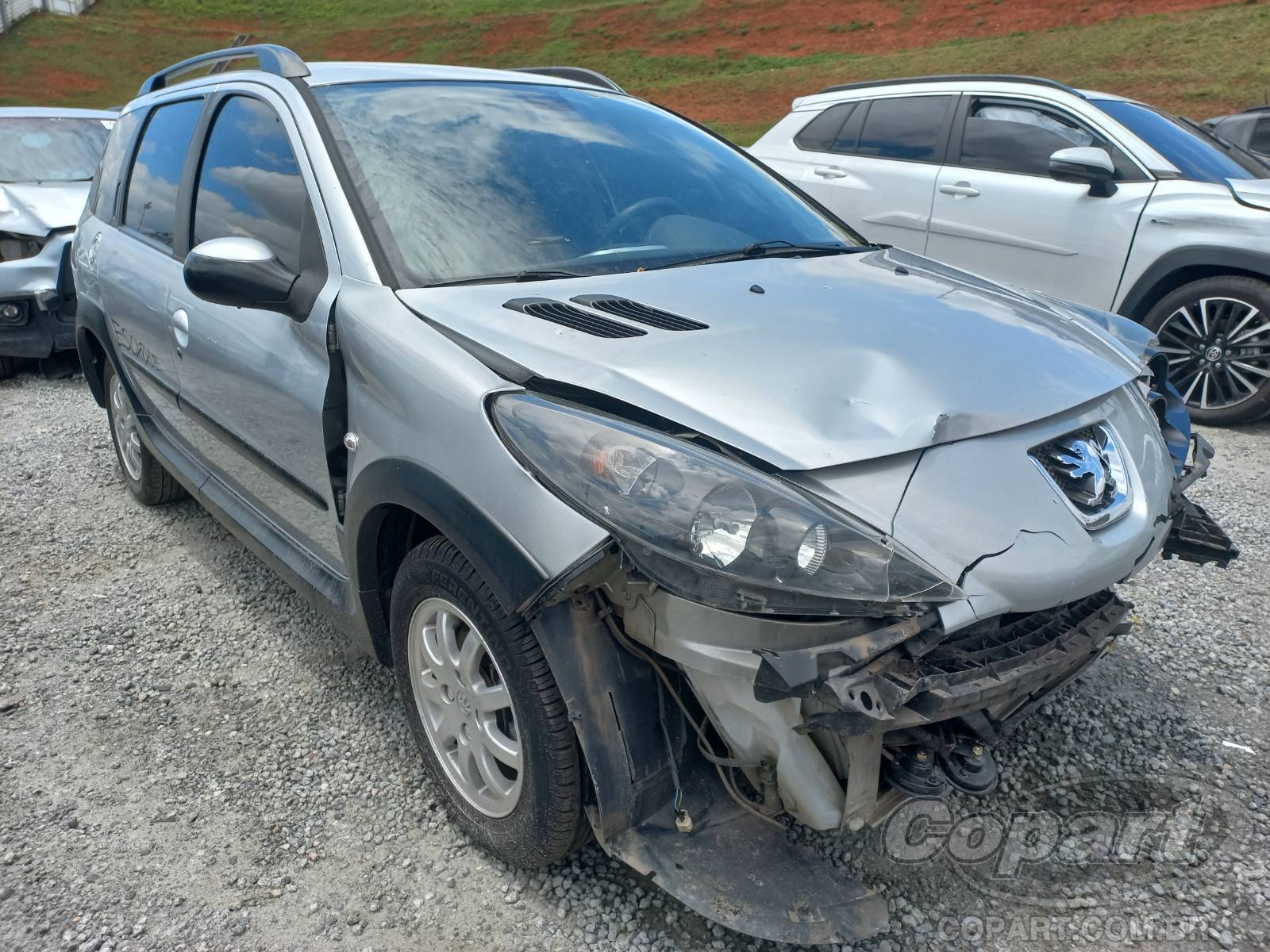 Veículo Peugeot 207 Peugeot 207 SW Escapade 1.6 16V 2010 Colisão Média Monta 2010 em leilão