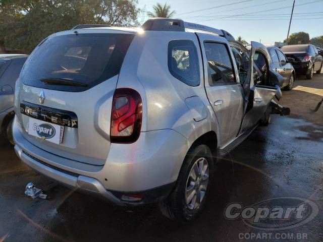 2018 RENAULT DUSTER 