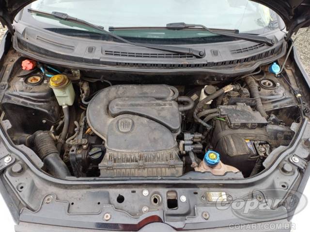 2015 FIAT UNO 