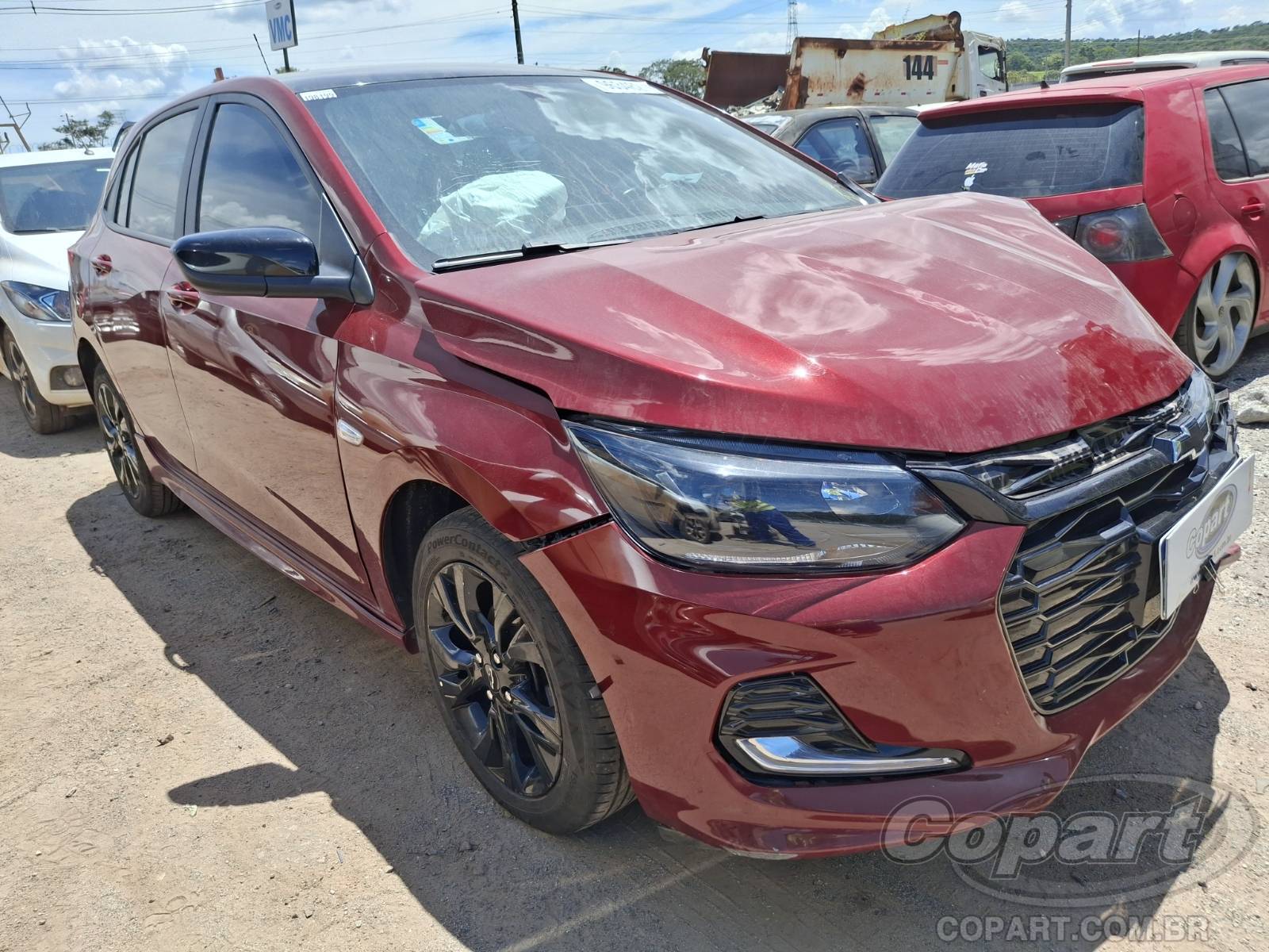 Veículo GM - Chevrolet Onix Chevrolet Onix RS AT 1.0 12V Ecotec Turbo 2023 Médio Dano Frontal 2023 em leilão