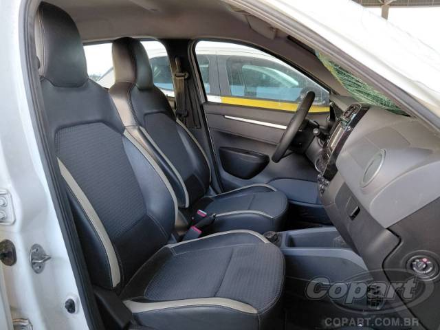 2024 RENAULT KWID 