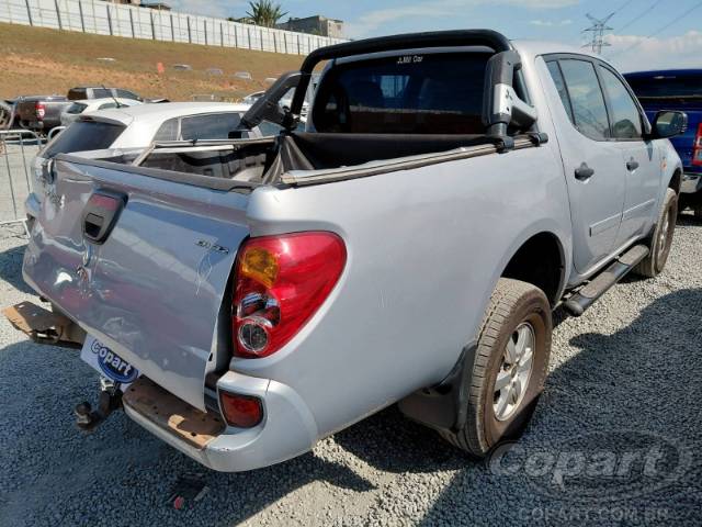 2012 MITSUBISHI L200 TRITON 