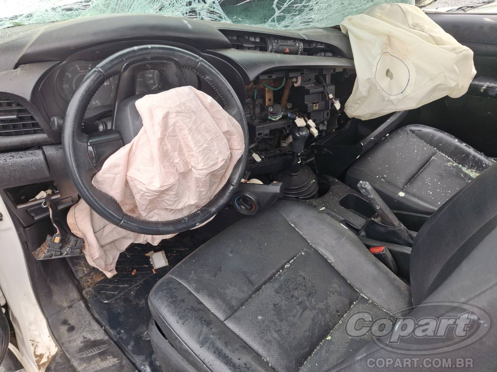 2019 TOYOTA HILUX CS — foto 9 de 12