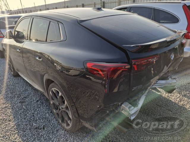 2025 BMW X2 