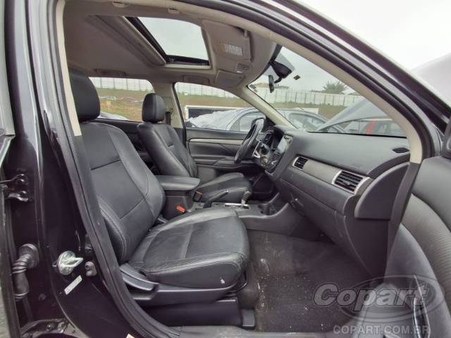 2015 MITSUBISHI OUTLANDER 