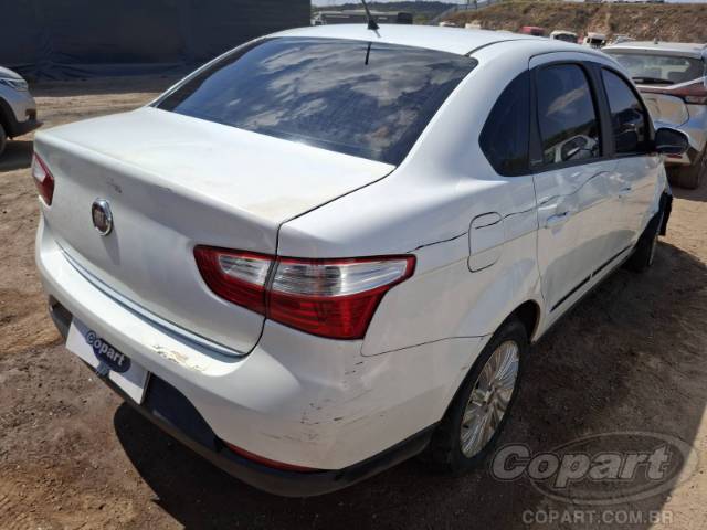 2016 FIAT GRAND SIENA 