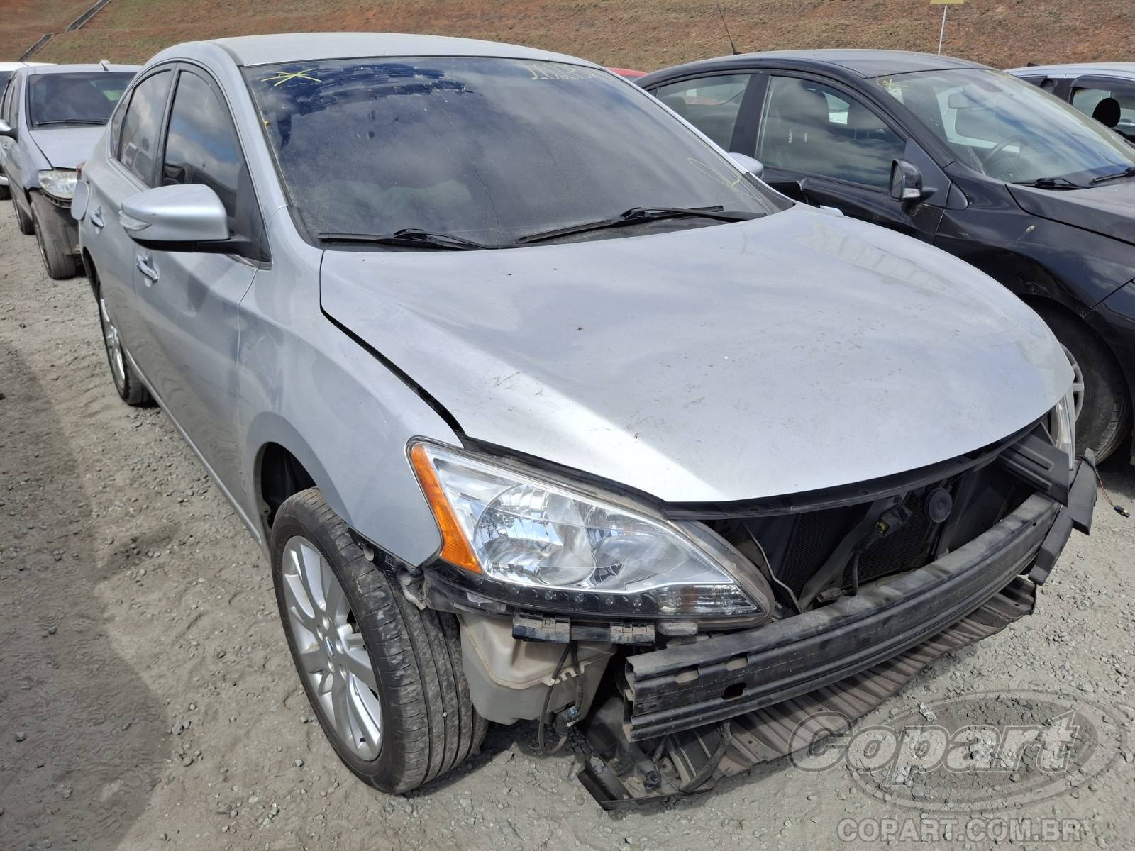 Veículo Nissan Sentra 2014 NISSAN SENTRA SL CVT 2.0 16V FlexStart 2015 em leilão