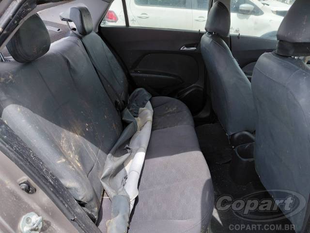 2016 HYUNDAI HB20S 