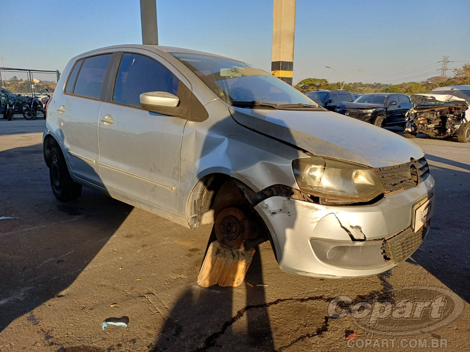 Veículo VW - VolksWagen Fox VOLKSWAGEN FOX 1.0 TOTAL FLEX 2014 2014 em leilão