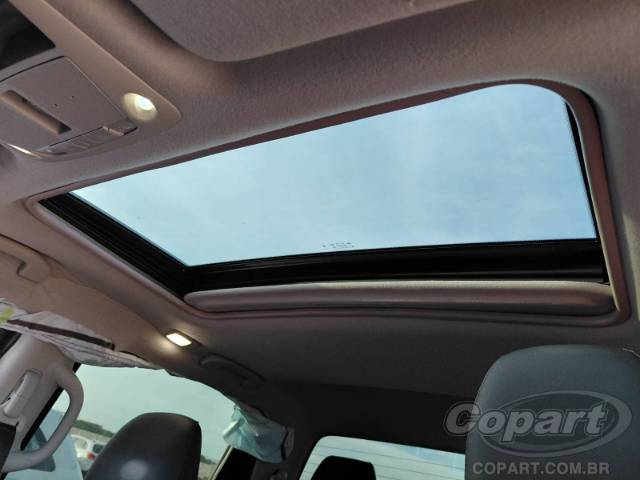 2025 NISSAN FRONTIER CD 