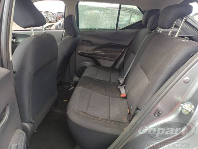 2025 NISSAN Kicks Play 