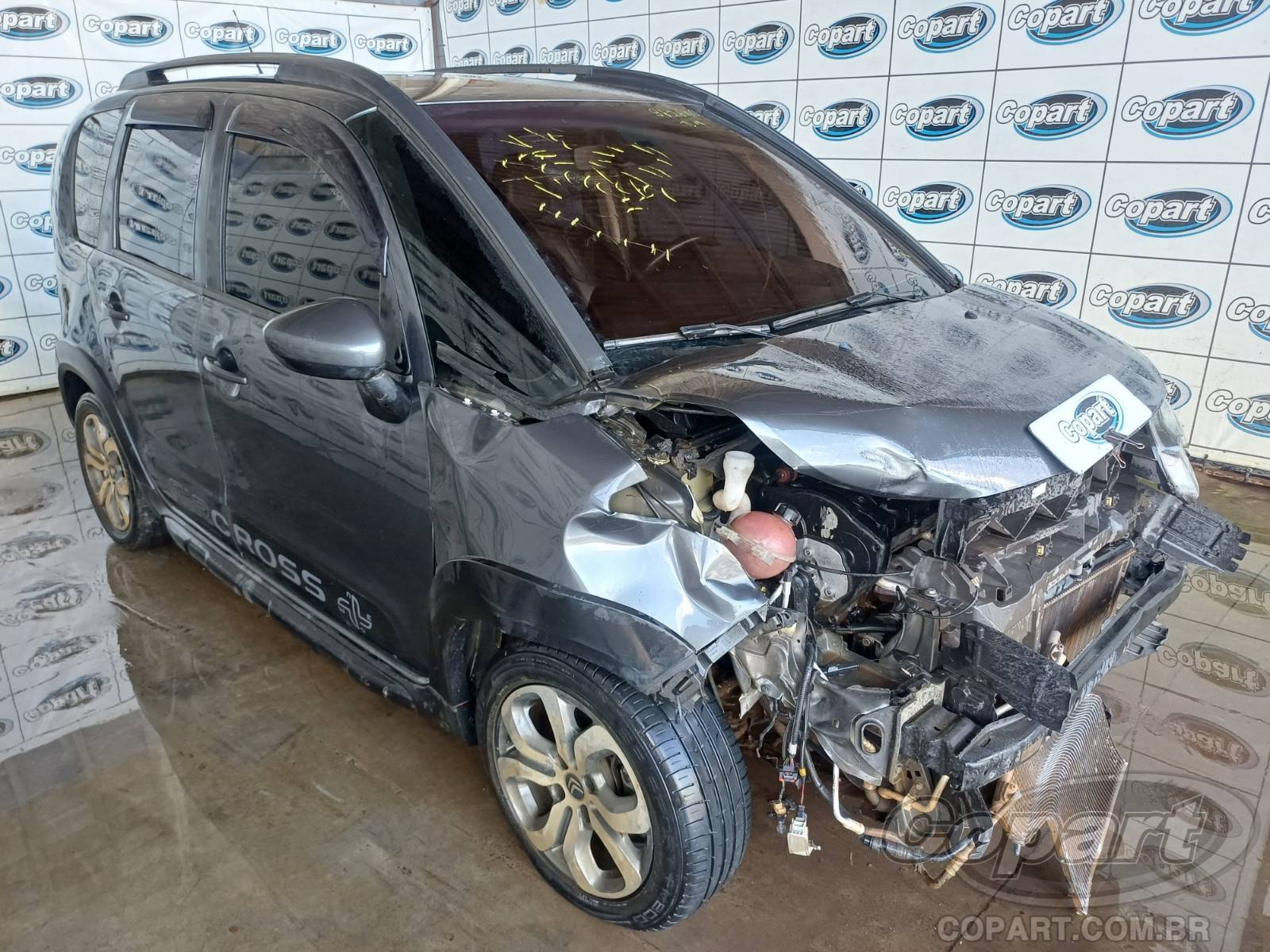 Veículo Peugeot AIRCROSS CITROEN AIRCROSS SHINE 1.6 16V VVT 2015 2016 em leilão