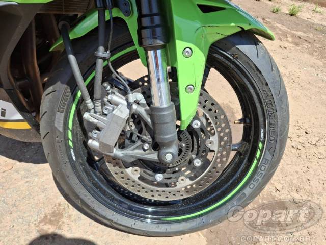 2025 KAWASAKI NINJA ZX-4R 