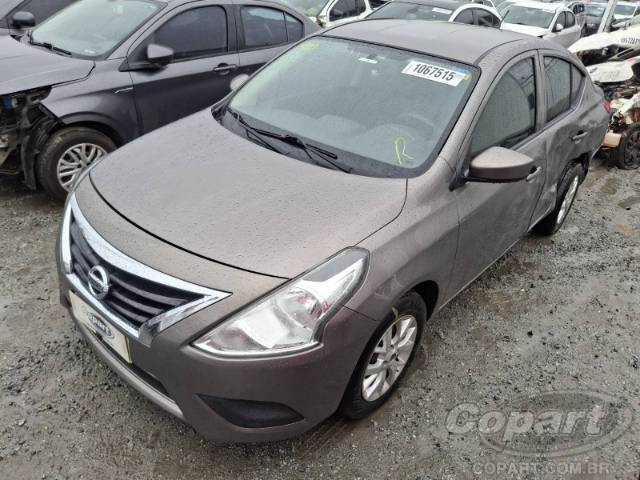2016 NISSAN VERSA 