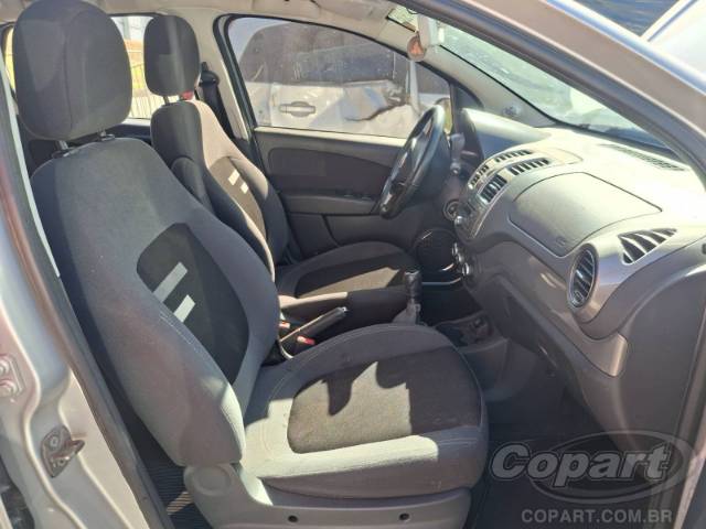 2017 FIAT GRAND SIENA 