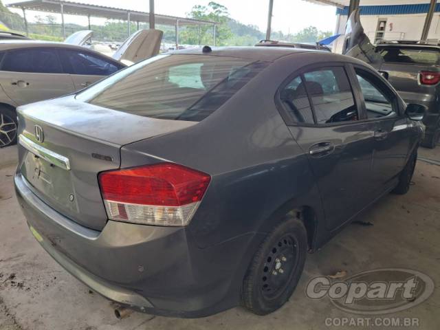 2011 HONDA CITY 